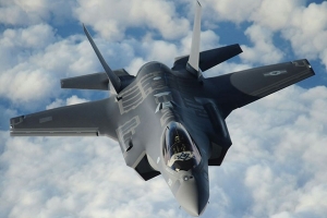 Jefe de Inteligencia de EEUU: los ataques israelíes en Siria podrían desatar una guerra con Irán.