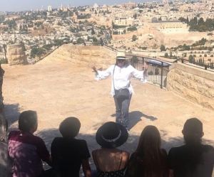 Lucy Cosme: "Para ser un buen cristiano, hay que ir a Israel"