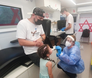 Israel: La cuarta ola de COVID-19 se desvanece y podría terminar pronto